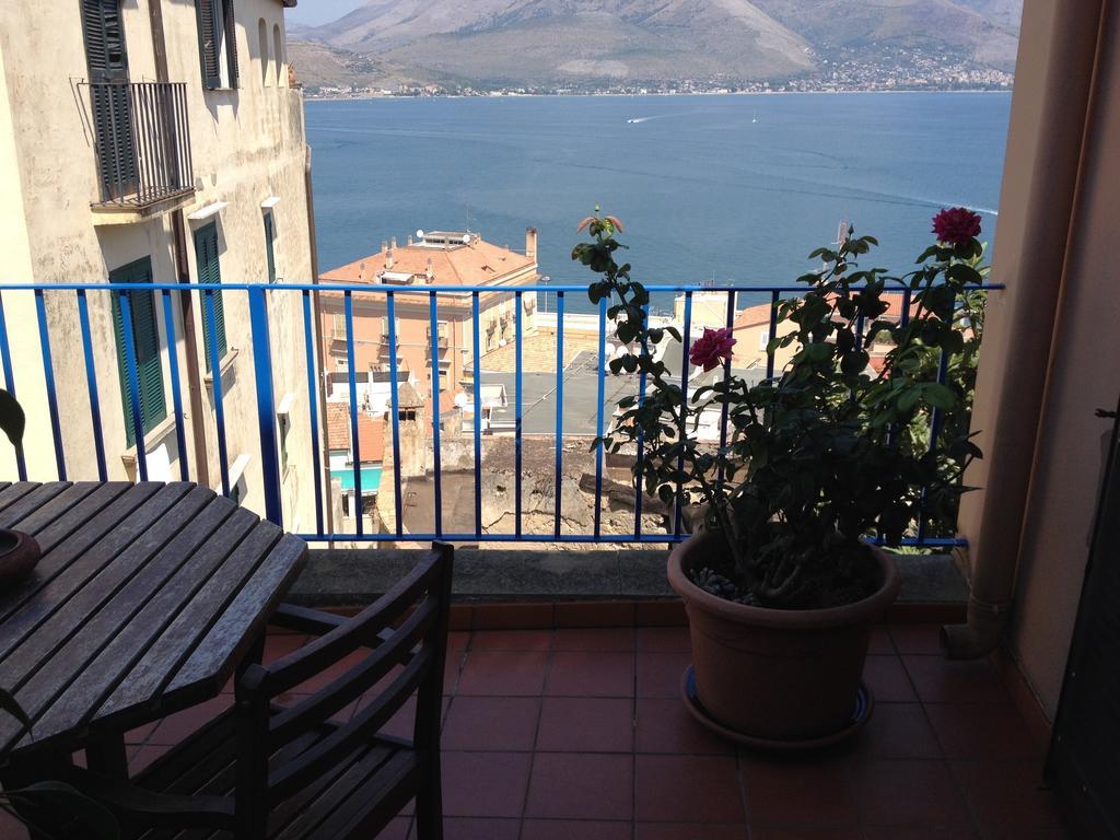 Bed & Breakfast Castello Aragonese Gaeta Pokoj fotografie
